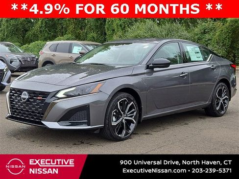 New 2025 Nissan Altima 2.5 SR image 2