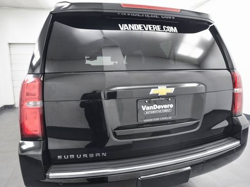 Used 2015 Chevrolet Suburban LTZ image 6
