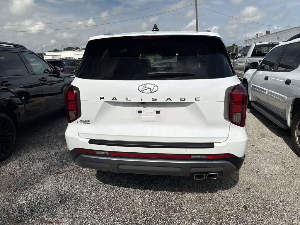 Used 2025 Hyundai Palisade SEL FWD image 5