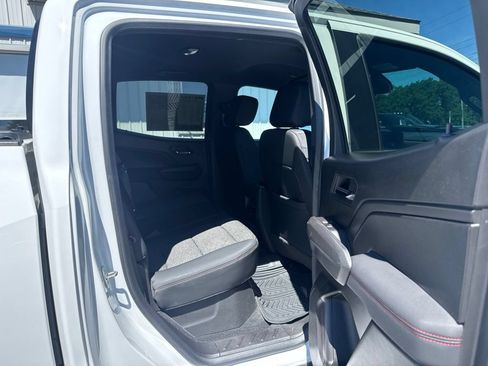 Used 2023 Chevrolet Colorado Z71 w/ Z71 Convenience Package 2 AWD/4WD image 20