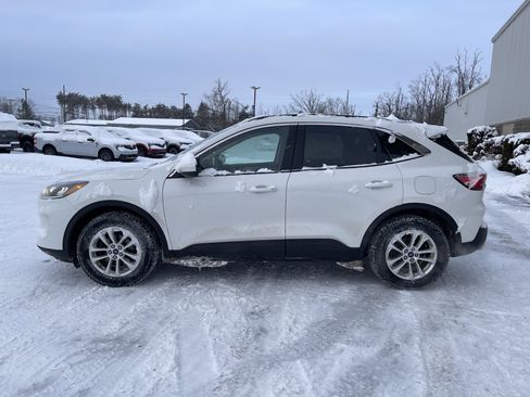 Used 2020 Ford Escape SE image 7