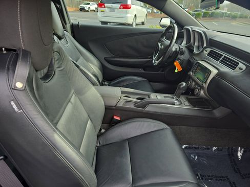 Used 2014 Chevrolet Camaro LT image 10