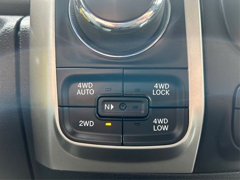Used 2017 RAM 1500 Big Horn AWD/4WD image 37