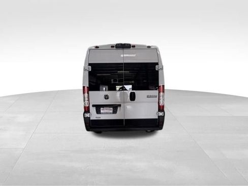 Used 2023 RAM ProMaster 2500 FWD image 8
