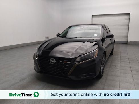 Used 2023 Nissan Altima 2.0 SR FWD image 1