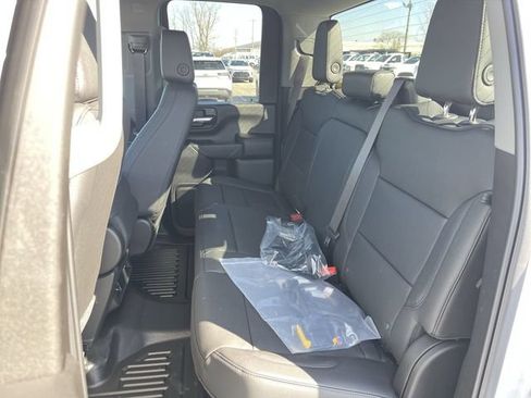New 2024 GMC Sierra 2500 Pro w/ Convenience Package AWD/4WD image 17