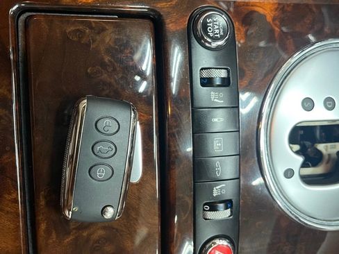 Used 2006 Bentley Flying Spur Flying Spur image 35