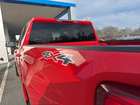 Used 2023 Chevrolet Silverado 1500 LT image 6