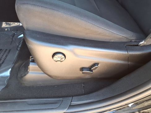 Used 2023 Dodge Durango GT image 19