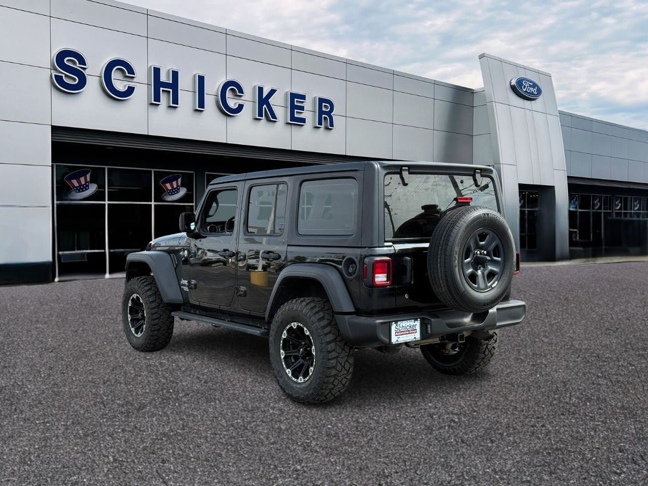 Used 2018 Jeep Wrangler Unlimited Sport AWD/4WD image 3