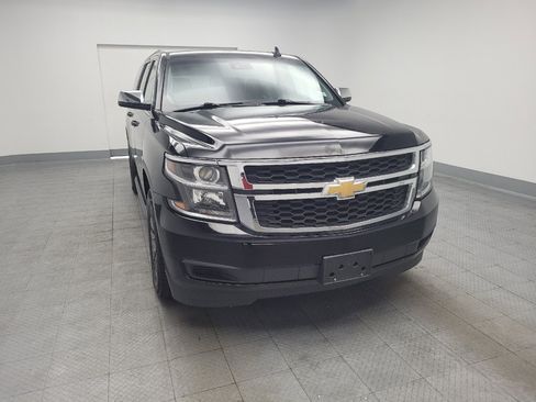 Used 2019 Chevrolet Suburban LT AWD/4WD image 14