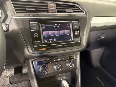 Used 2018 Volkswagen Tiguan S AWD/4WD image 12