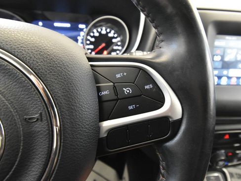 Used 2019 Jeep Compass Latitude w/ Popular Equipment Group AWD/4WD image 25