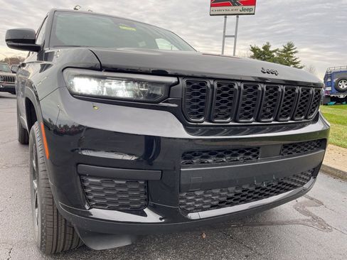 New 2025 Jeep Grand Cherokee L Altitude image 53