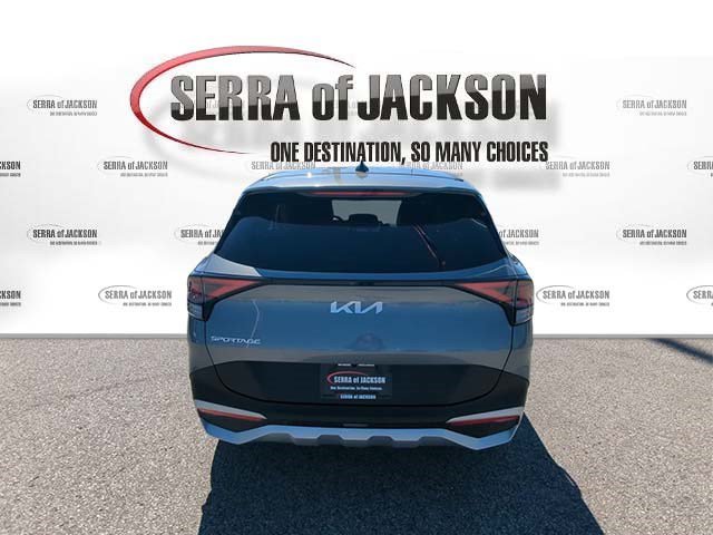 Certified 2025 Kia Sportage EX FWD image 7