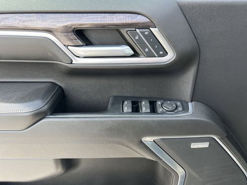 Used 2022 Chevrolet Silverado 1500 LTZ image 15