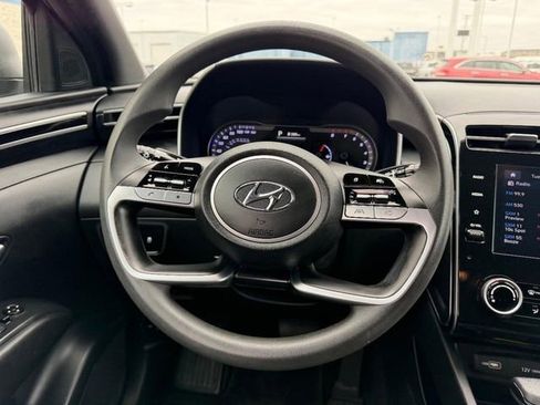 Used 2022 Hyundai Santa Cruz SEL image 9