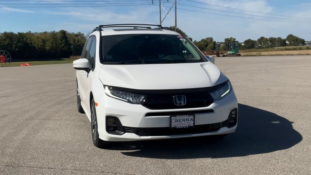 New 2027 Honda Odyssey Touring image 3