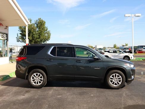 Used 2019 Chevrolet Traverse LT FWD image 4