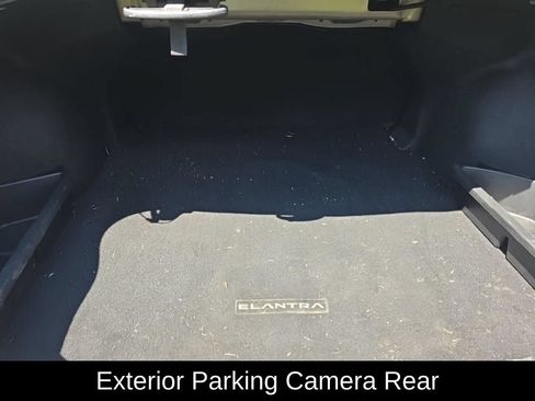 Used 2024 Hyundai Elantra SEL FWD image 7
