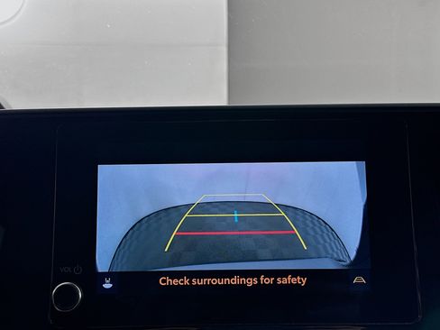 Used 2024 Subaru Solterra Premium image 23