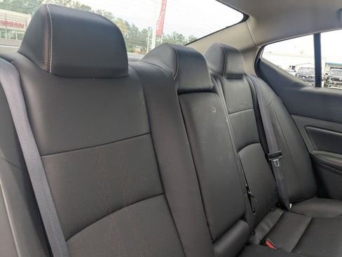 Used 2024 Nissan Altima 2.0 SR FWD image 30