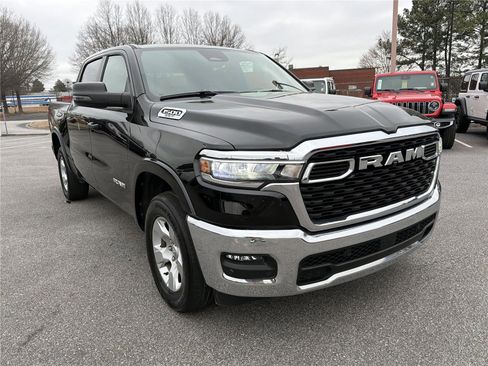 Used 2025 RAM 1500 Big Horn image 4