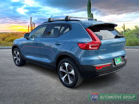Used 2023 Volvo XC40 B4 Plus w/ Protection Package Premier FWD image 7