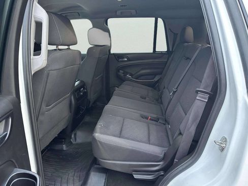 Used 2017 GMC Yukon SLE w/ SLE Value Package image 12