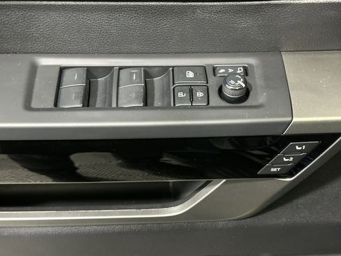 Used 2023 Toyota Sequoia Limited image 16