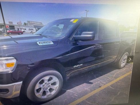Used 2022 RAM 1500 Big Horn AWD/4WD image 6