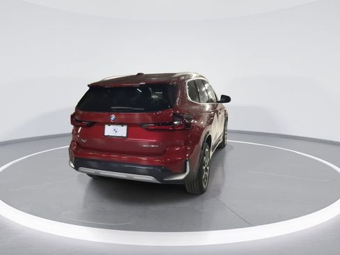 New 2026 BMW X1 xDrive28i w/ Convenience Package image 7