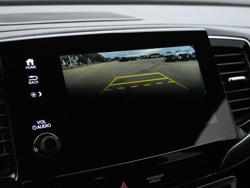 Used 2023 Honda Passport Elite image 13