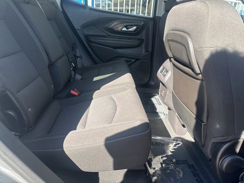 Certified 2024 GMC Terrain SLE image 27