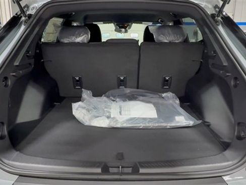 New 2026 Chevrolet Equinox EV LT image 7