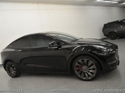 Used 2022 Tesla Model Y Performance AWD/4WD image 10