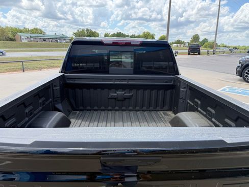 New 2026 Chevrolet Silverado 1500 High Country AWD/4WD image 8