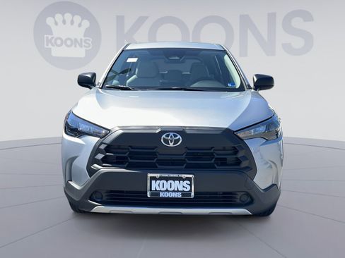 New 2026 Toyota Corolla Cross L image 4
