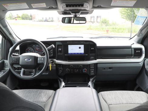 Used 2023 Ford F250 XLT AWD/4WD image 16