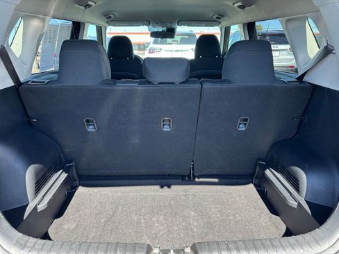 Used 2025 Kia Soul LX w/ LX Technology Package FWD image 29