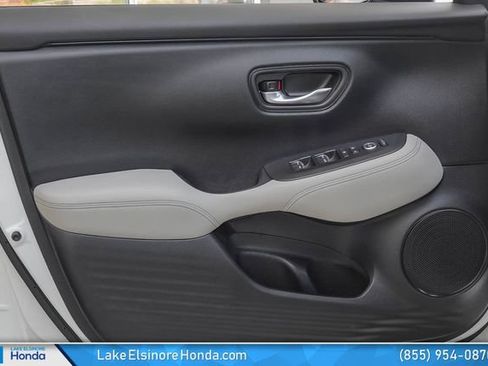 Certified 2024 Honda HR-V EX-L image 12