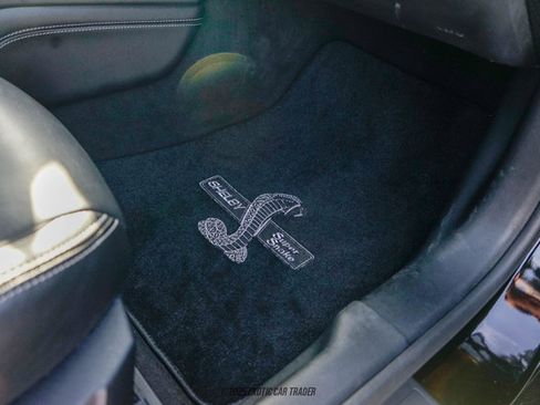 Used 2022 Ford Mustang GT Premium w/ GT Performance Package RWD image 35