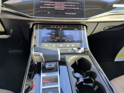 Used 2026 Audi Q7 2.0T Premium image 25