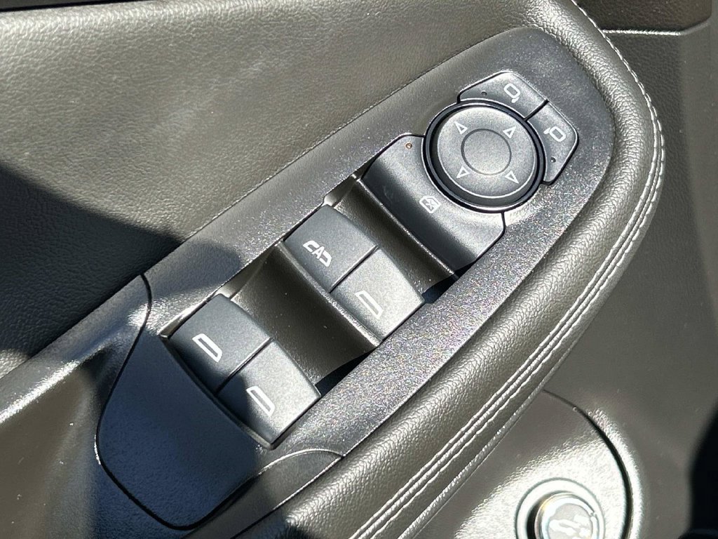 Used 2024 Buick Encore GX Sport Touring w/ Comfort Package AWD/4WD image 25