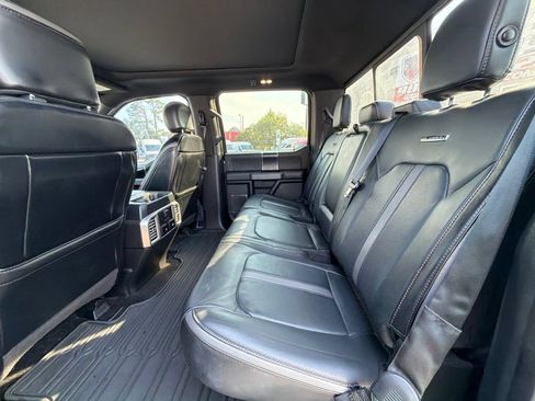 Used 2019 Ford F150 Platinum w/ Equipment Group 701A Luxury AWD/4WD image 21