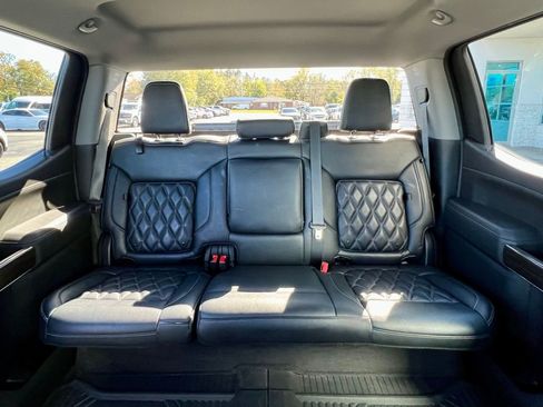 Used 2021 Chevrolet Silverado 1500 RST image 37