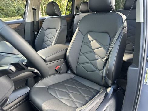 New 2026 Volkswagen Atlas SE image 11