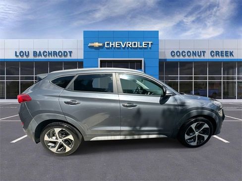 Used 2018 Hyundai Tucson Limited image 9