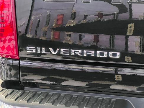 Used 2022 Chevrolet Silverado 2500 LT w/ Z71 Off-Road Package image 43