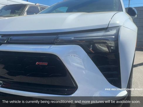 Used 2024 Chevrolet Blazer EV RS AWD/4WD image 2